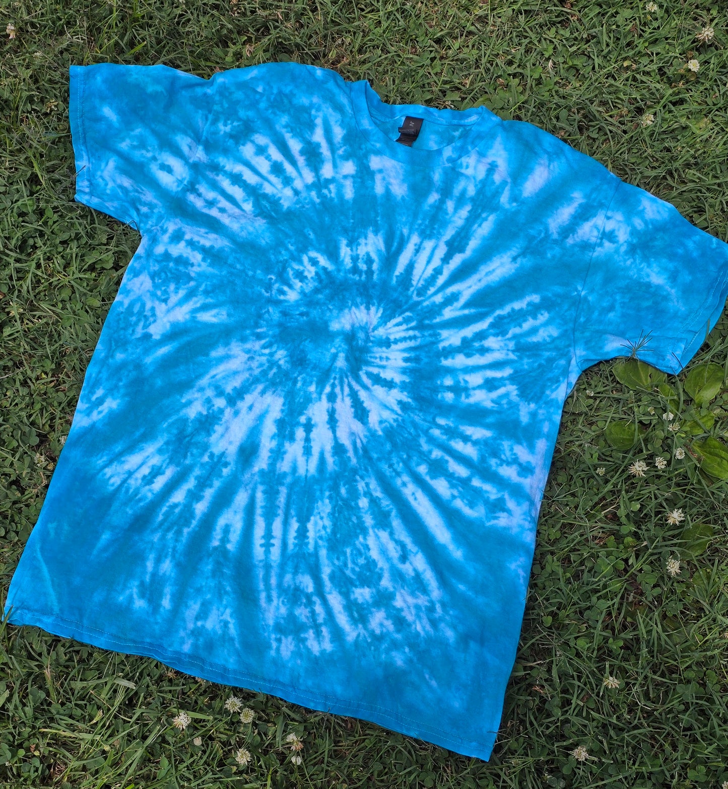 AQUAMARINE-DYED BLANK TEE