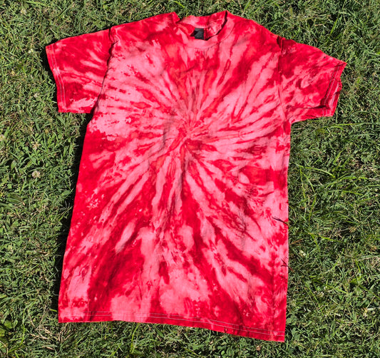 SCARLET-DYED BLANK TEE